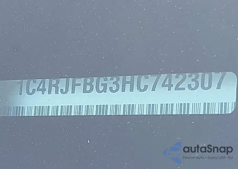 2017 Jeep Grand Cherokee Limited 4X4 from USA, damaged, VIN 1C4RJFBG3HC742307